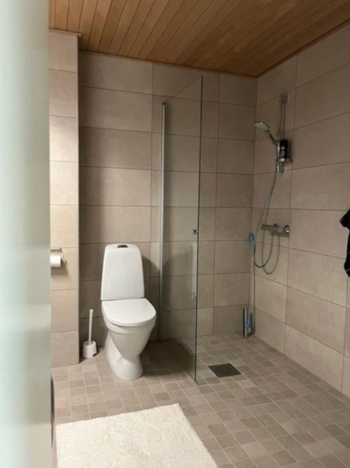 Juuri Valmistunut Kaksio Upealla Logomon Alueella. Åbo Exteriör bild